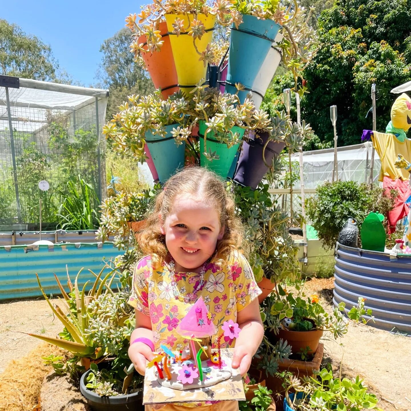 This Friday we have a super cute activity for your little ones 🎨💕 Join us for Mini Clay Lands &amp; Creatures at Rocks Community Garden. Bring your togs and cool off in the awesome water park afterwards 💧🏊

 Bookings essential via Eventbrite: htt