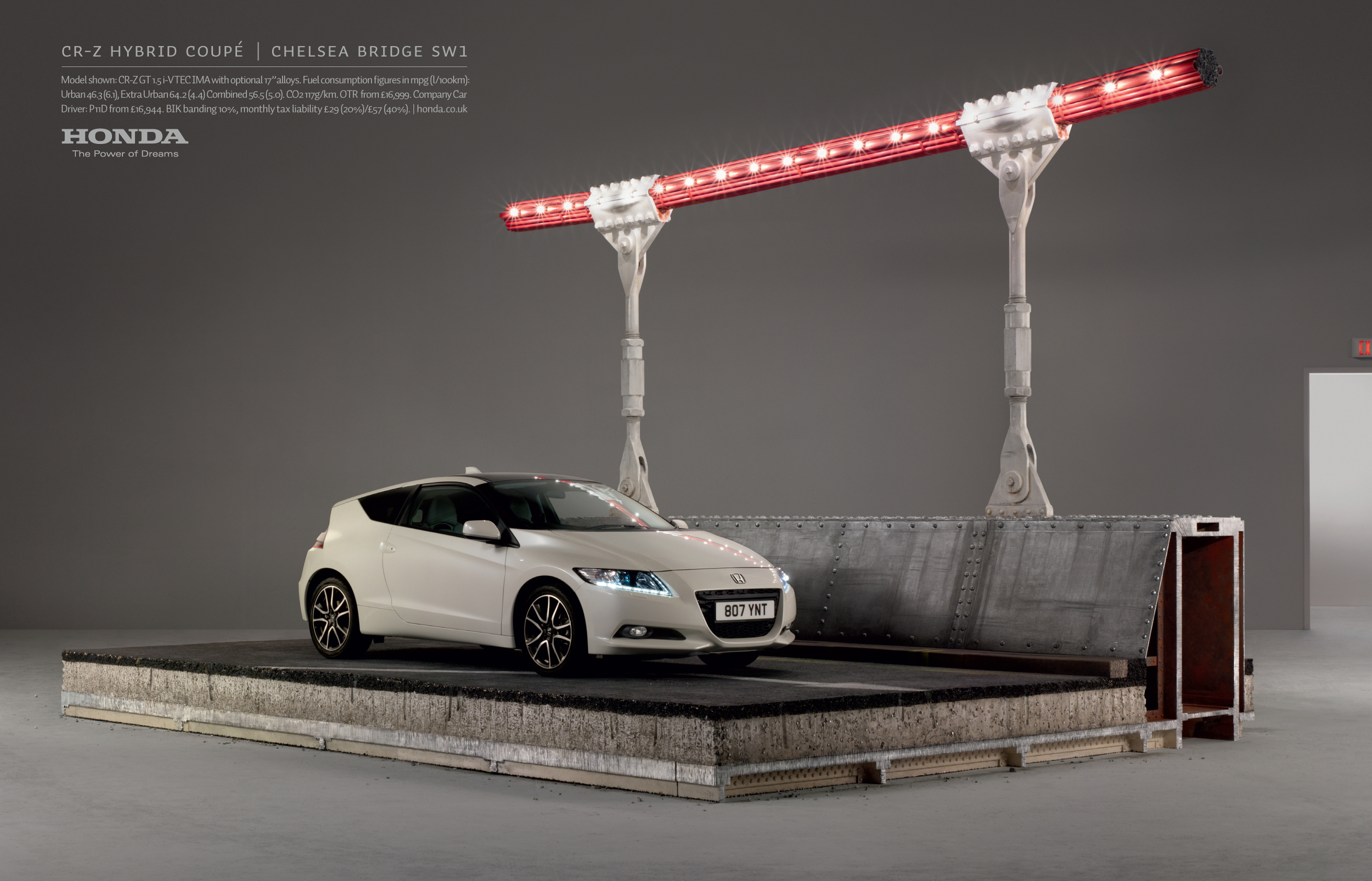 CR-Z ROADSCAPE_2010_285x444 V6.jpg