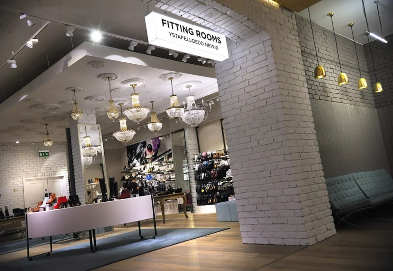 RI - FLAGSHIP CARDIF