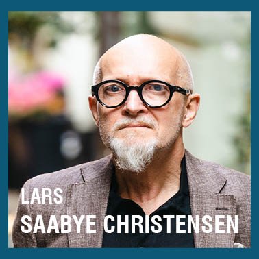 Lars Saabye Christensen uten logo Kvadratisk portrettmal 2024 SoMe-kampanje.jpg