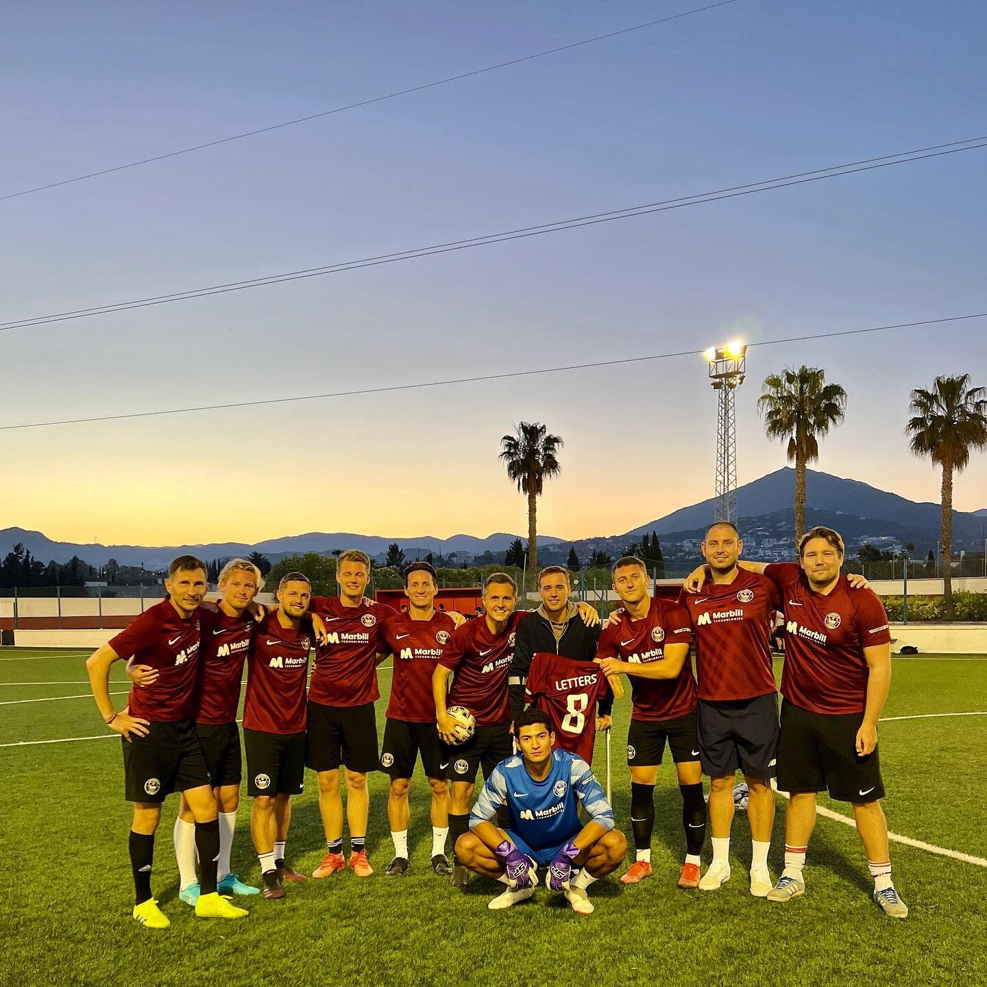 The first Unstrung team photo from the 2021 season. 
#unstrungfc #winners #football #7aside #marbella #team