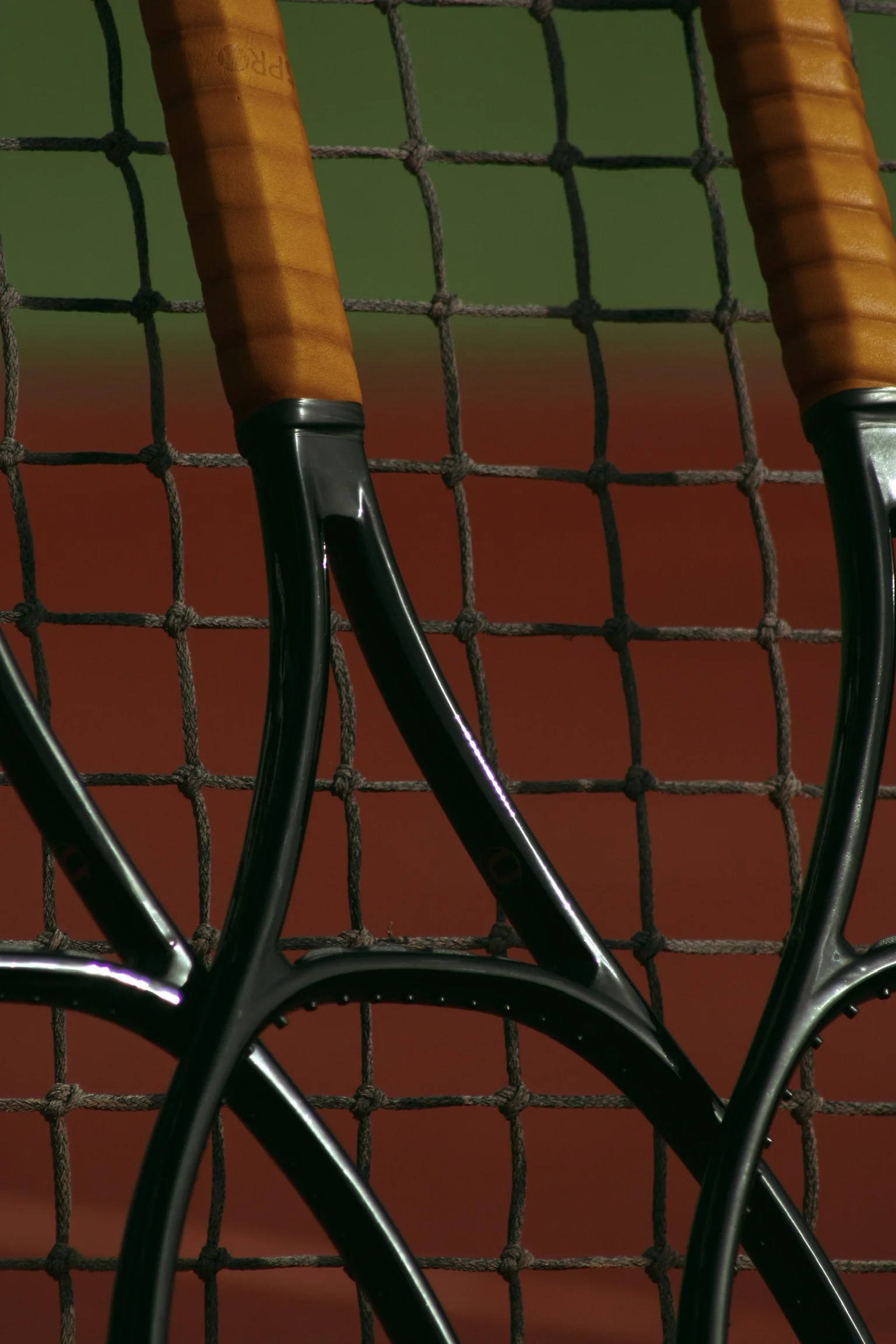 Contact — Unstrung Customs