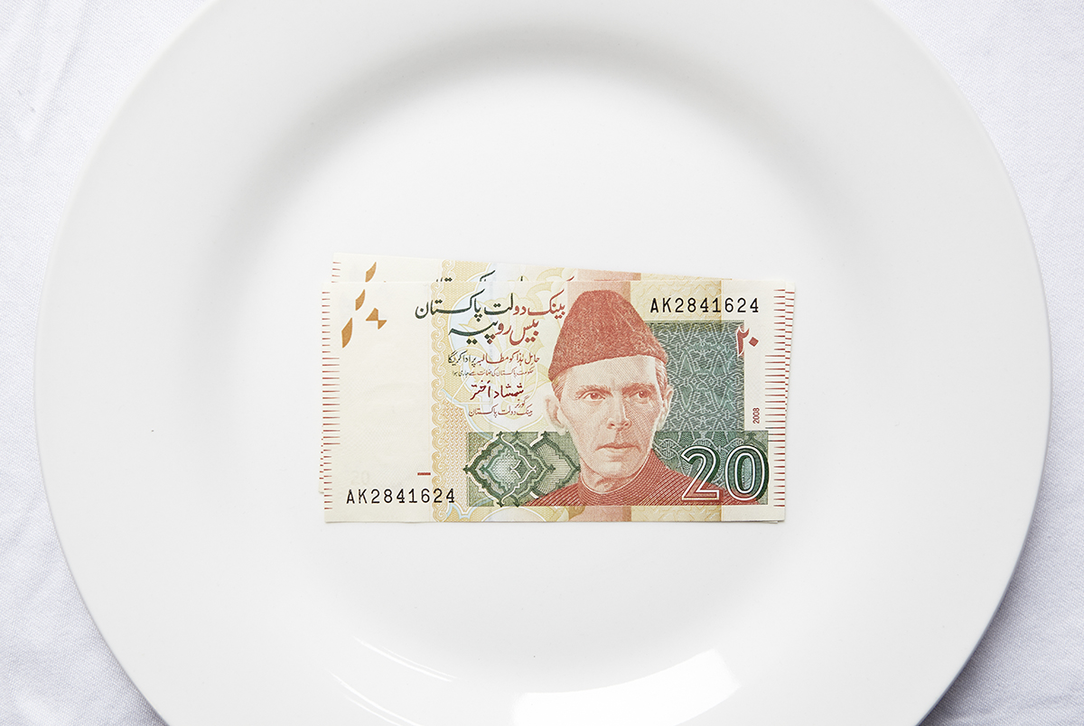   Bucking (Appetizer) , Fresh 20 Pakistani rupee 