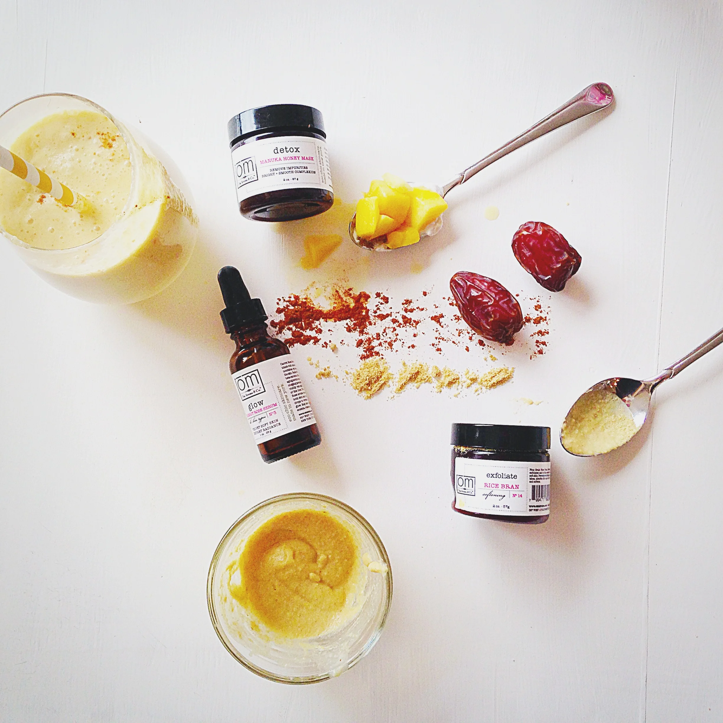 DIY Masque + Smoothie: Mango GLOW for Radiance 