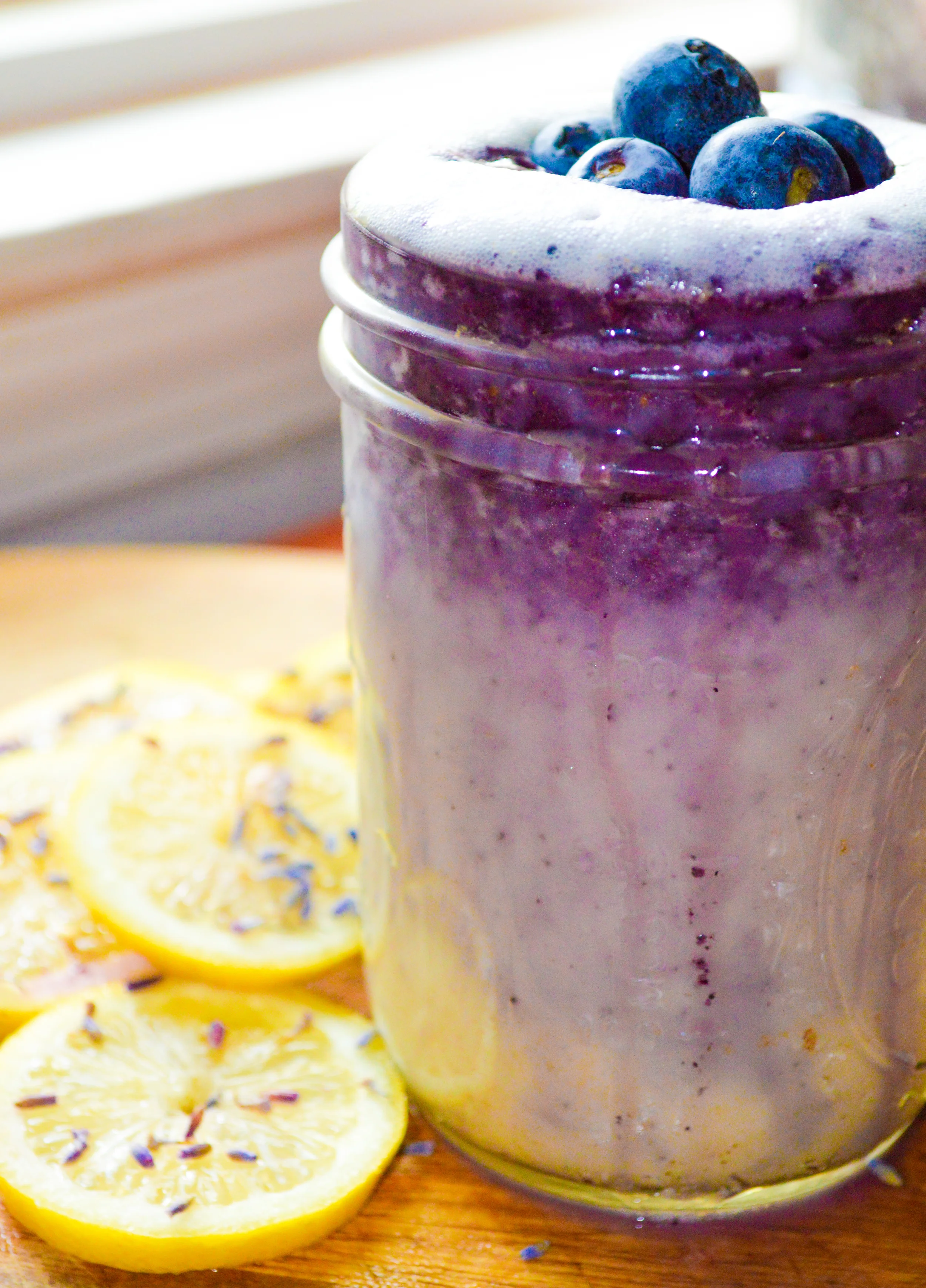 #BEAUTYFOOD SMOOTHIE + DIY MASQUE: Lemon Lavenderberry for Clear + Bright Skin