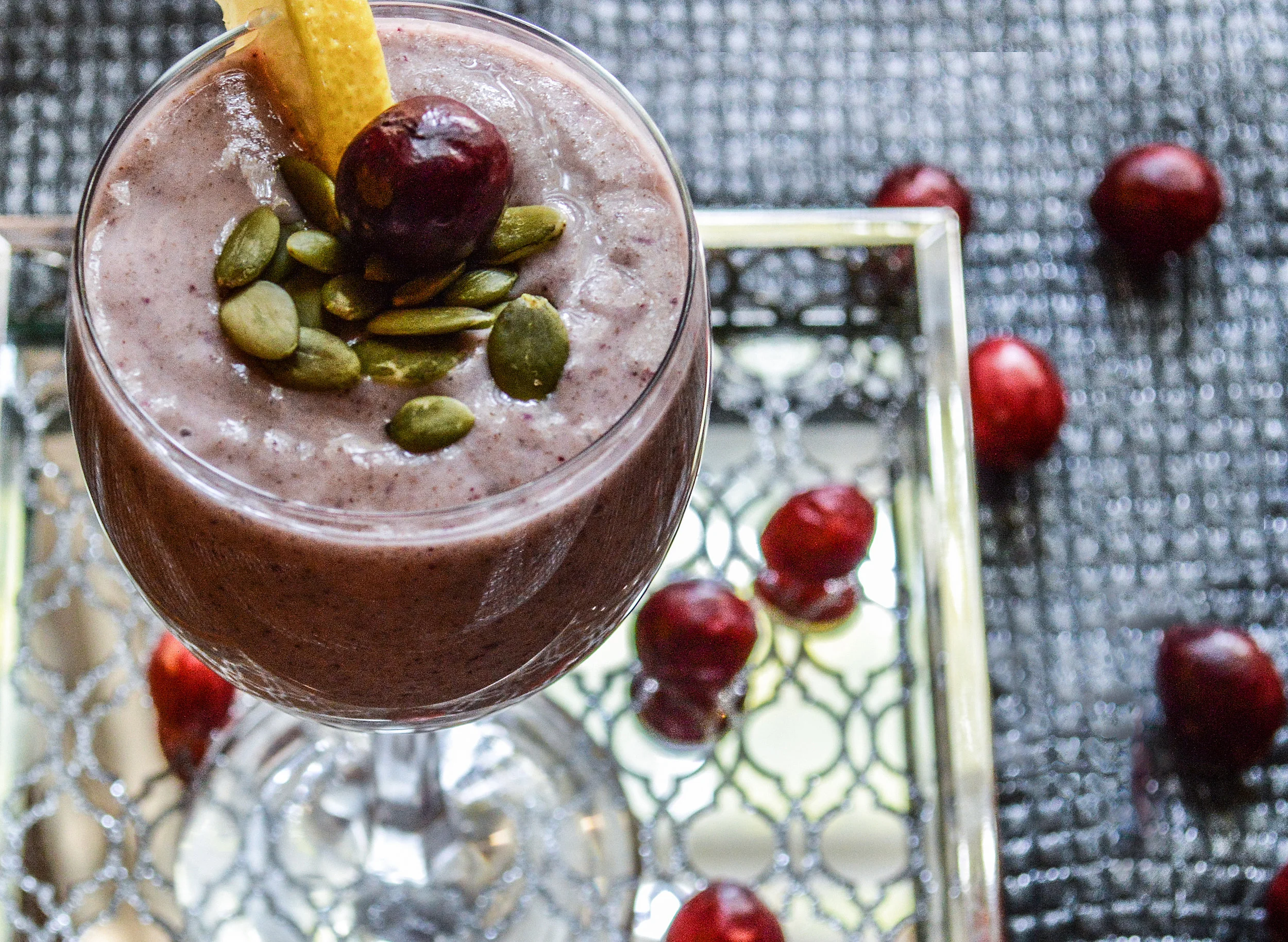 #BEAUTYFOOD SMOOTHIE + DIY MASQUE: Cranberry + Chia for Clear Skin