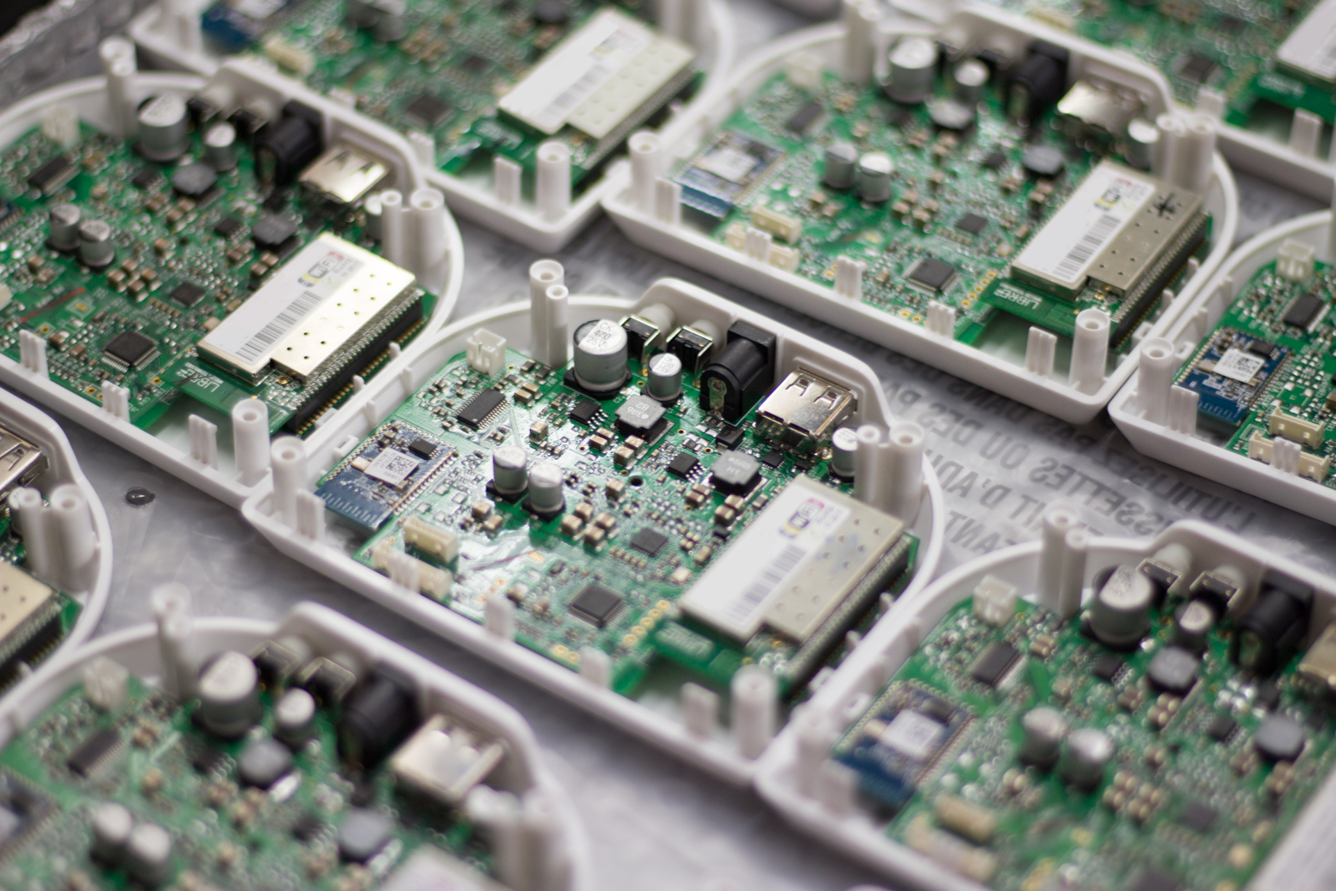 Kello motherboards