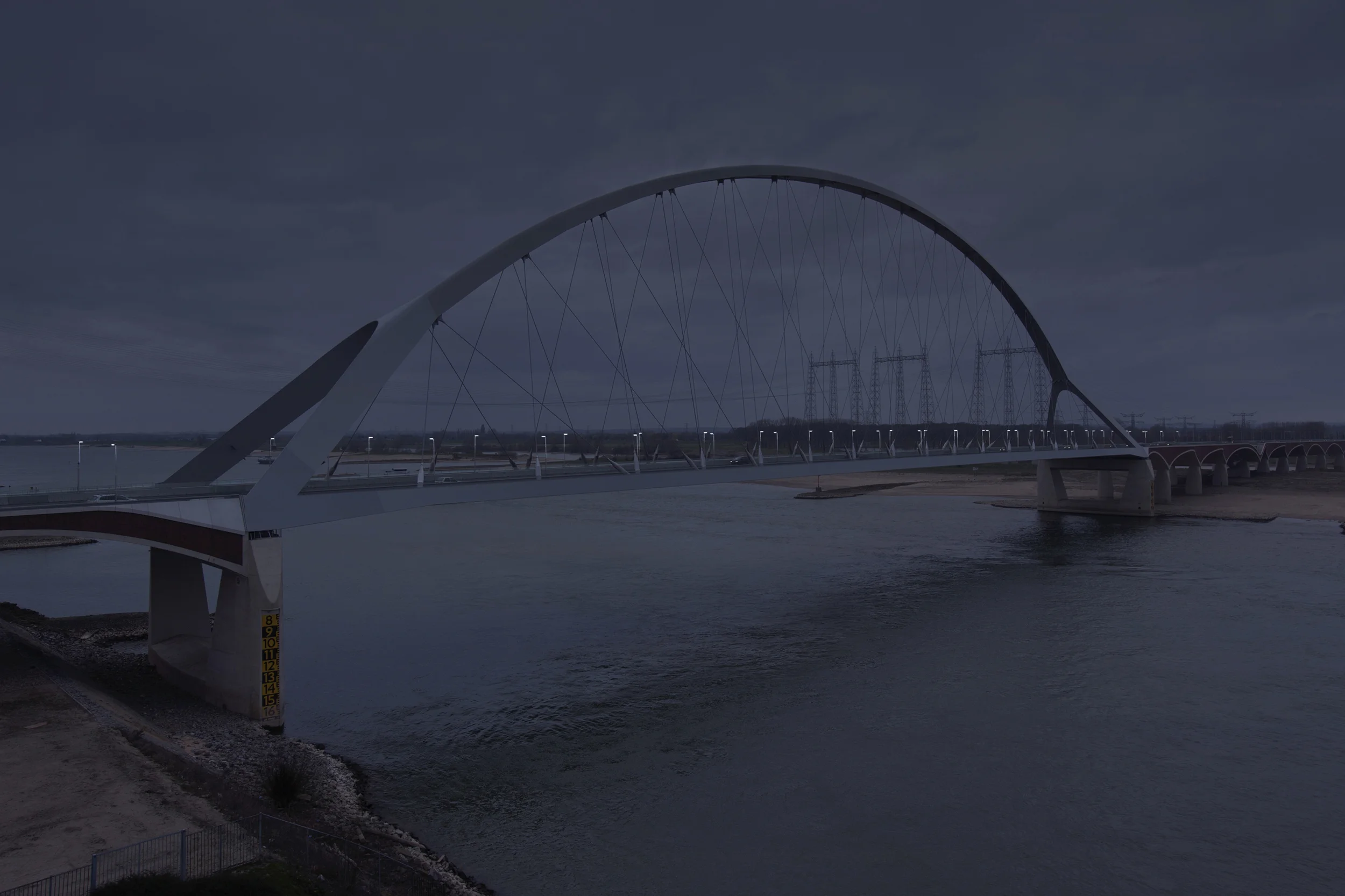 LightCrossing_5.jpg