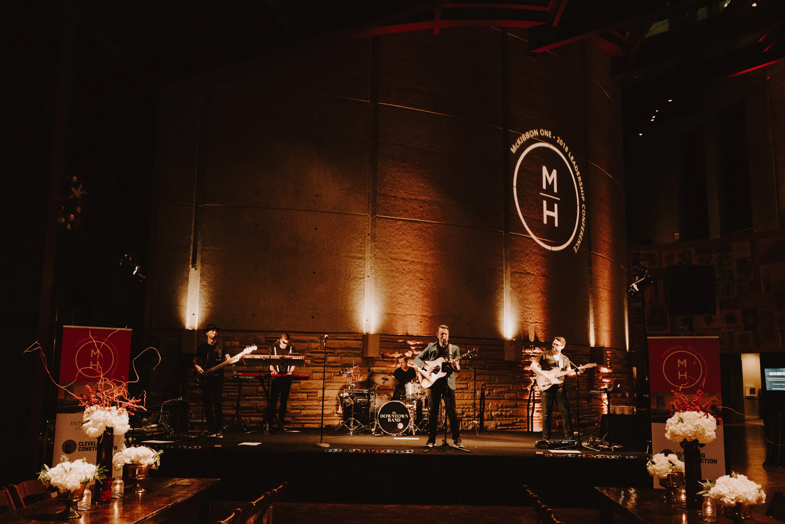 2018_McKibbon_ONE_CountryMusic-21.jpg