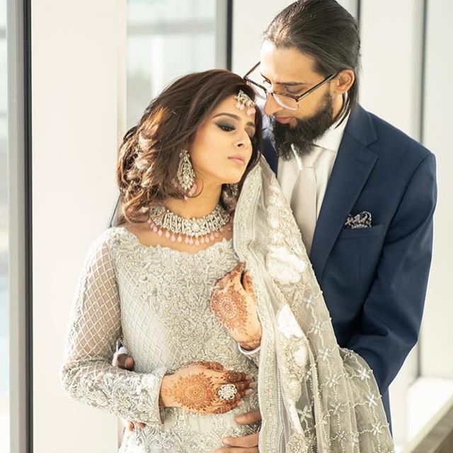 Our gorgeous bride Nida, an absolutely beautiful person inside and out💕She&rsquo;s wearing a gorgeous customized  zircone and silver set with soft pink detailing.#pakistanibride#desibridetoronto#indianbride#receptionjewelry#weddingjewelry#silversets