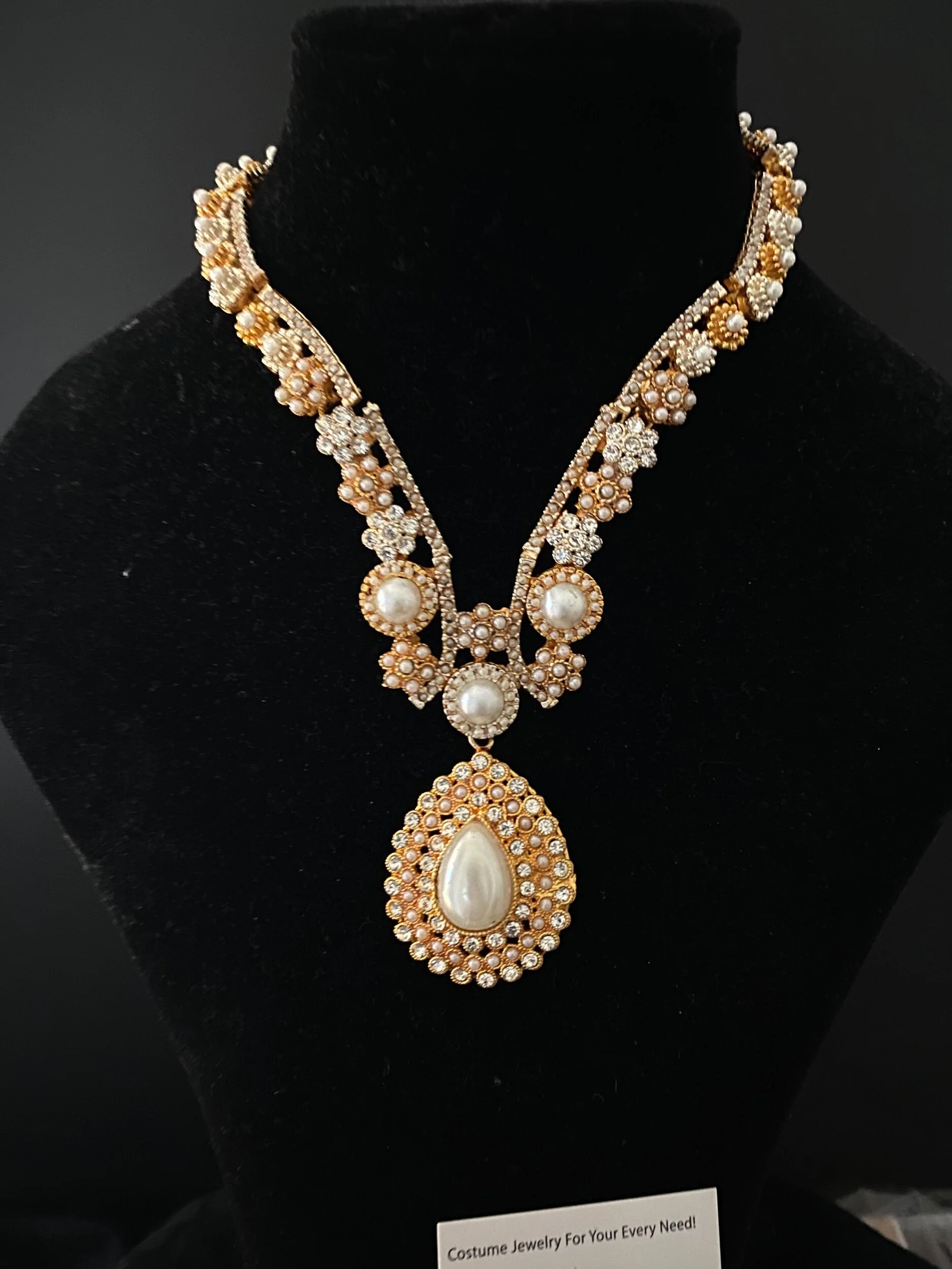 A44AADF8-1458-40A6-82DB-7487B6CB17A9