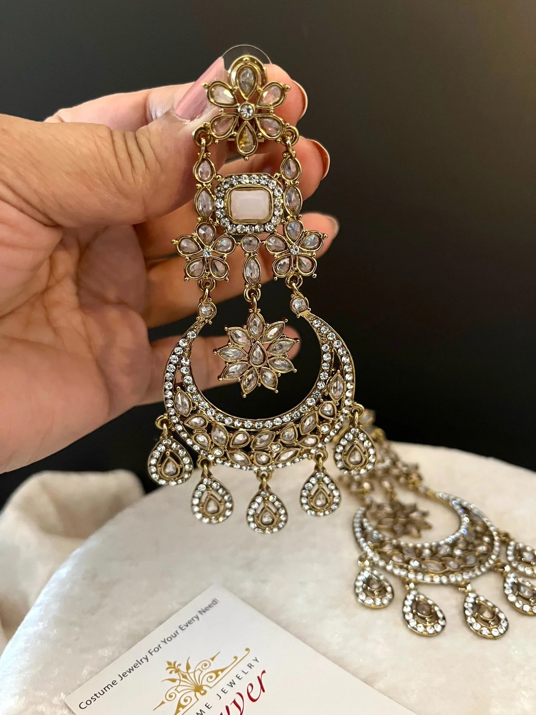 BAE80DEE-FC5E-45BA-93B4-736610772130