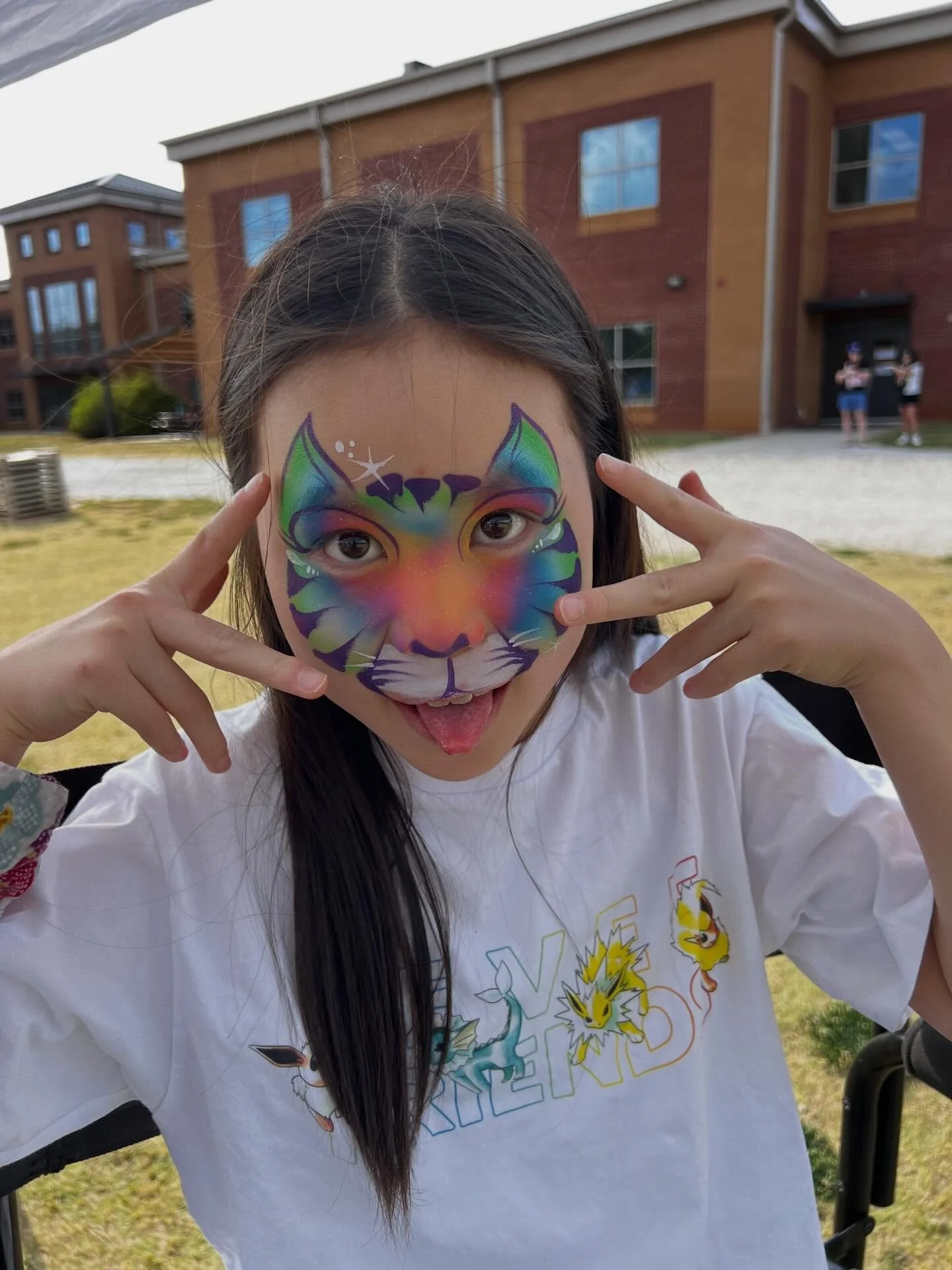 Happy Friday! 😜✌️Thanks for having us @robertselementary ! We had a blast at The Bash! 

 #joonieandjakes #atlantafacepainter 
#georgiakidsparties #atlantaevents #evententertainment