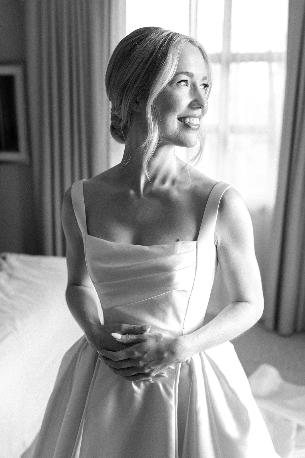 Black and white photo bellevue club