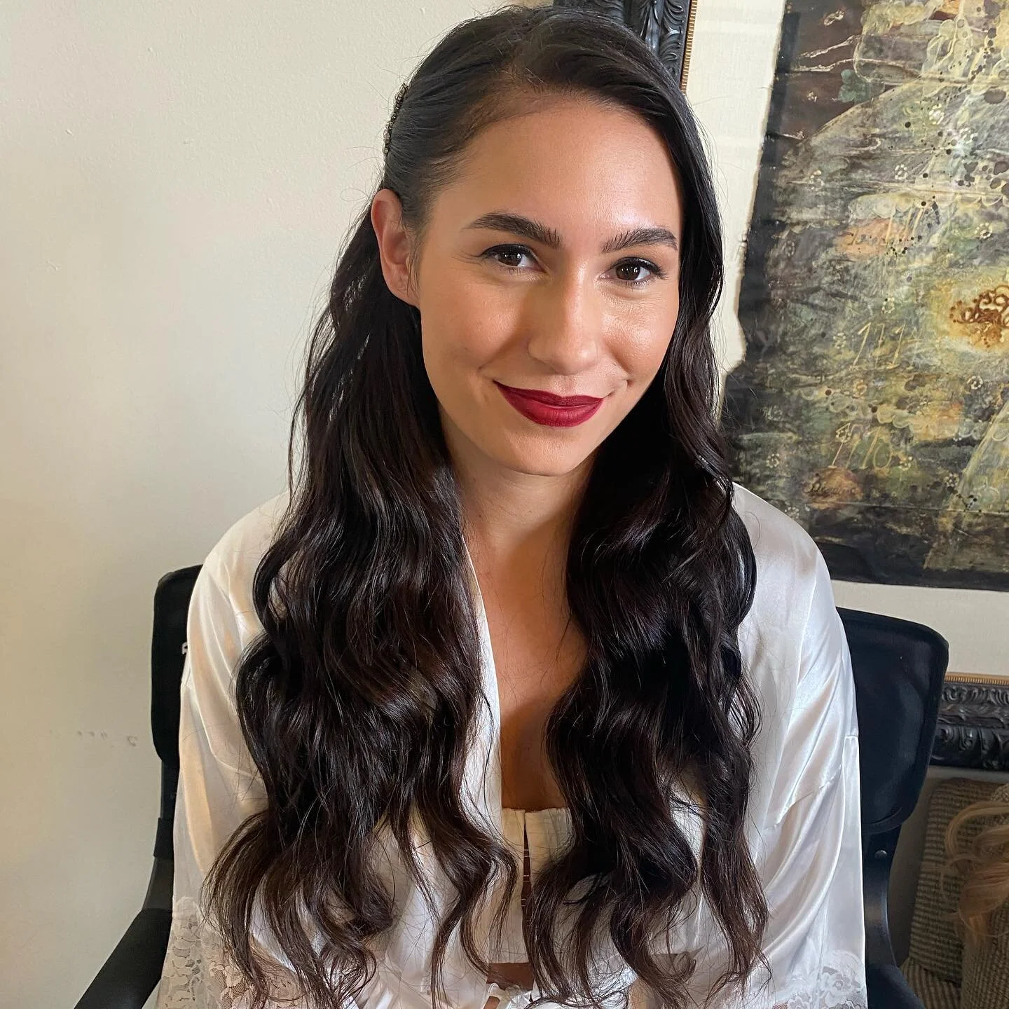 This cute girl is getting married!! Fall is here and bold is back! Hello to a fierce deep red lip stain to dance the night away. All the love Brien 

#weddingseason #hairandmakeup #beautybusiness #seattlehmu #pnwbride #pnwmua #seattlebride #wipa #bea