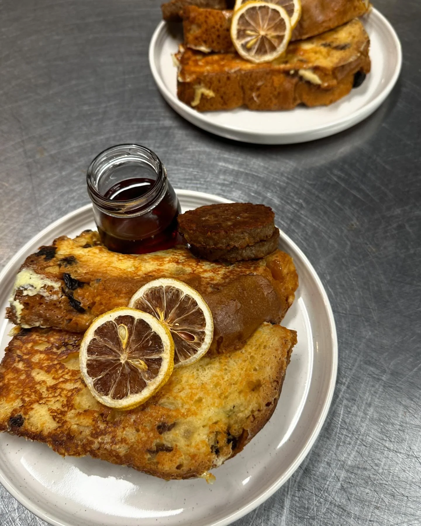 Panettone  French toast, going into fall season. 

​​
​​#rainforestinn #puertorico #romanticgetaway #ecolodge #elyunque #hiddengem #foodies #sustainablefood #vegetarian #foodpic @discoverpuertorico