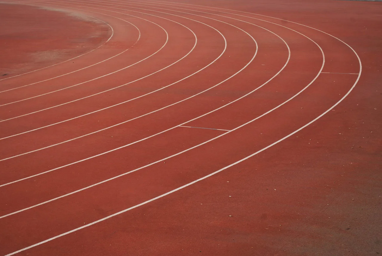 track-running-lanes.jpg