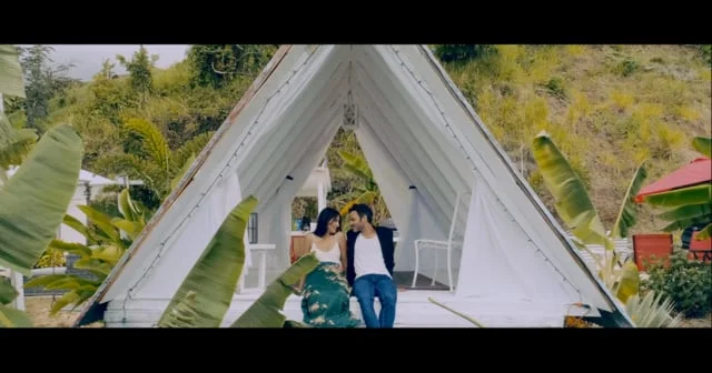 Neysa Blay · Ojos de Diamante