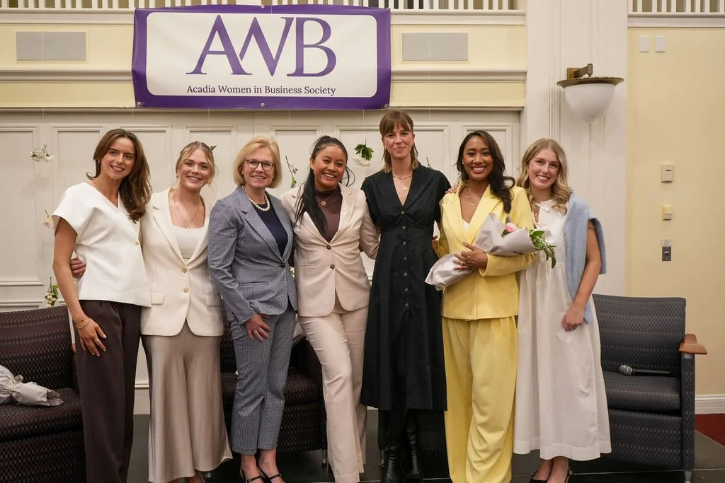 An Evening to Celebrate HER: The Power of Women, Community, and Coming Home 