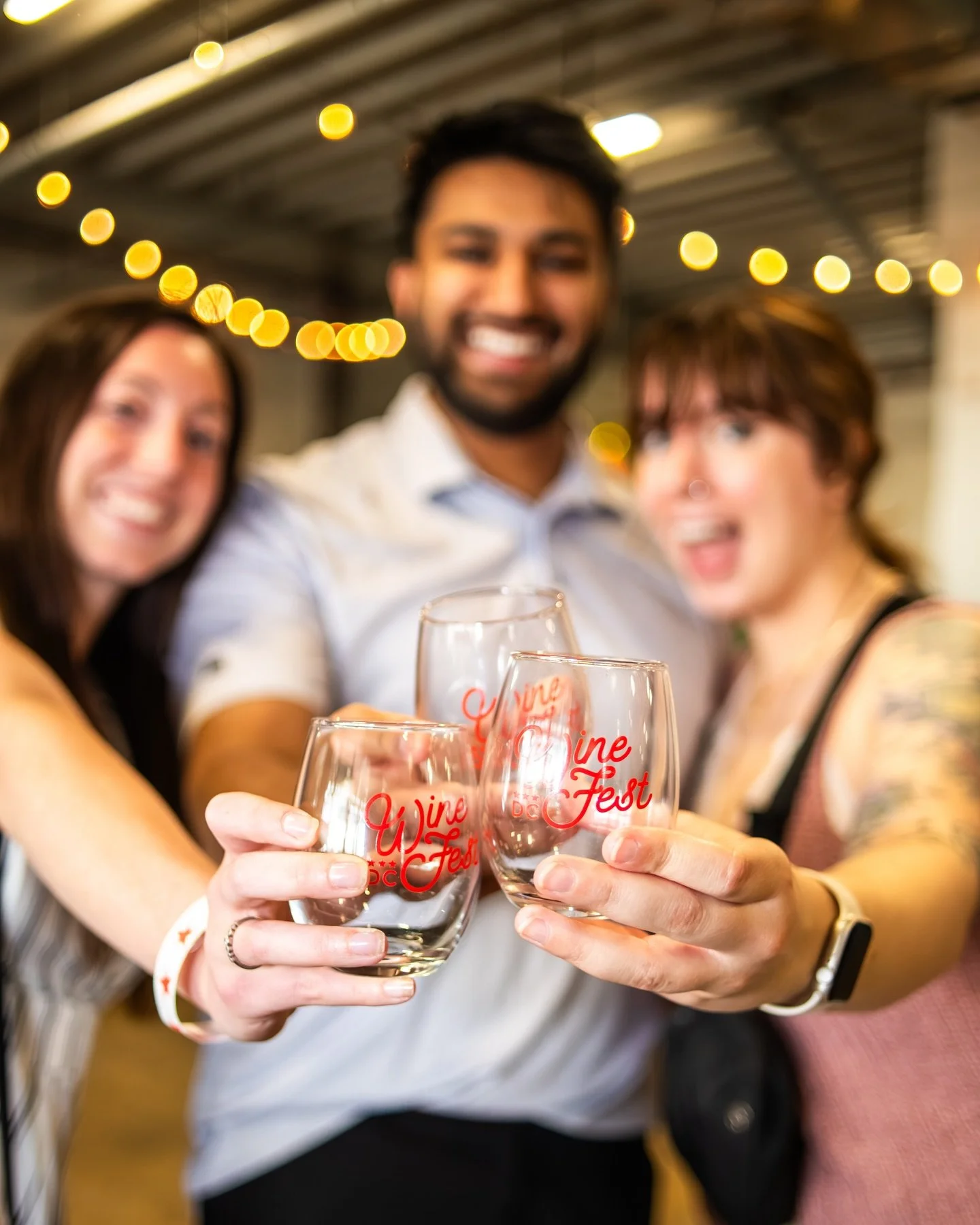 Wine Time ⏰

Gather your friends and taste your way through some of the best seasonal varietals 🍷🍷🍷 at the DC Wine Fest on Oct 18 😁

Get in while you can @ DCWineFest.com