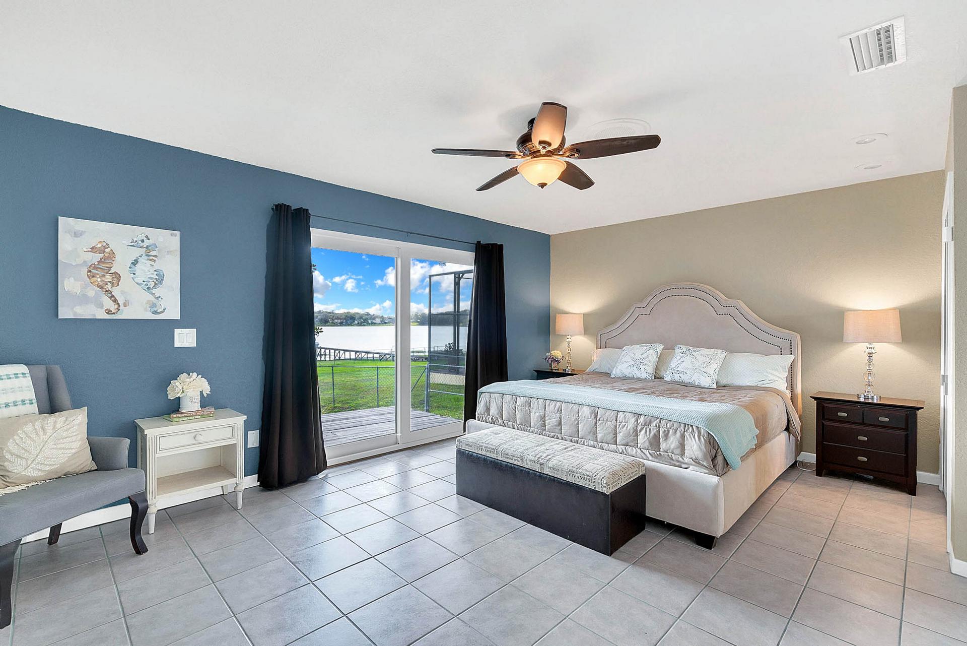 Dream about waterskiing & wake up with a view!