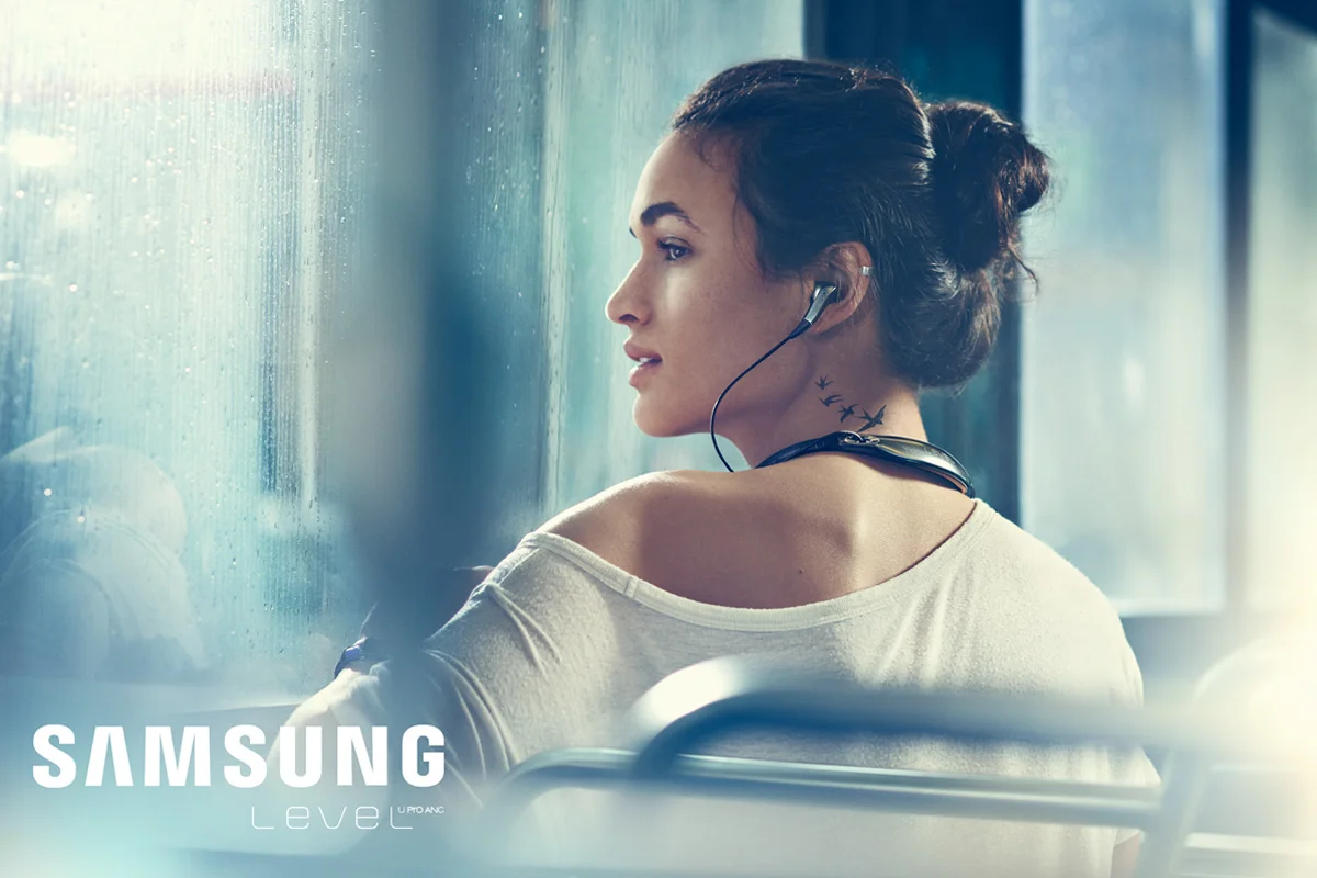 samsungbus.jpg