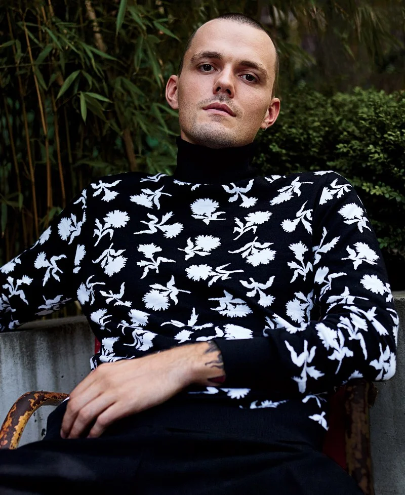 1616-GQ-WETU02-01-Dynamic- Turtlenecks-01.jpg