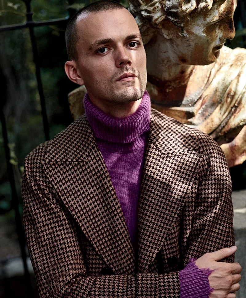 1616-GQ-WETU02-04-Dynamic- Turtlenecks-04.jpg