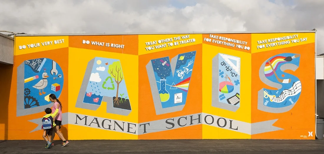 Davis Magnet School mural
