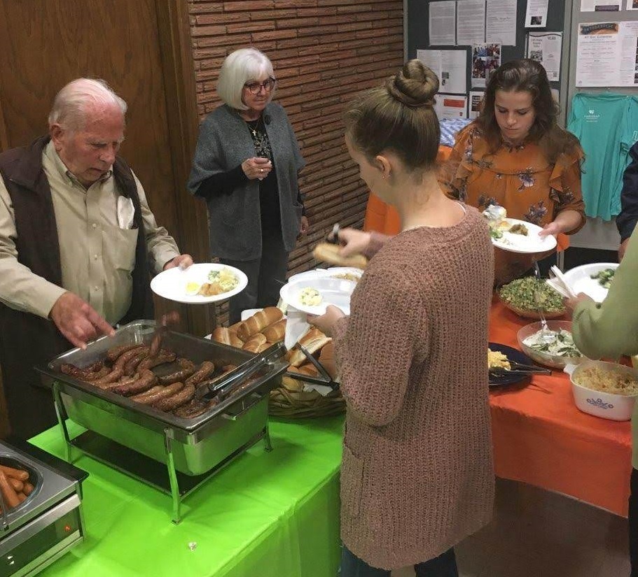 Buffet Line.jpeg