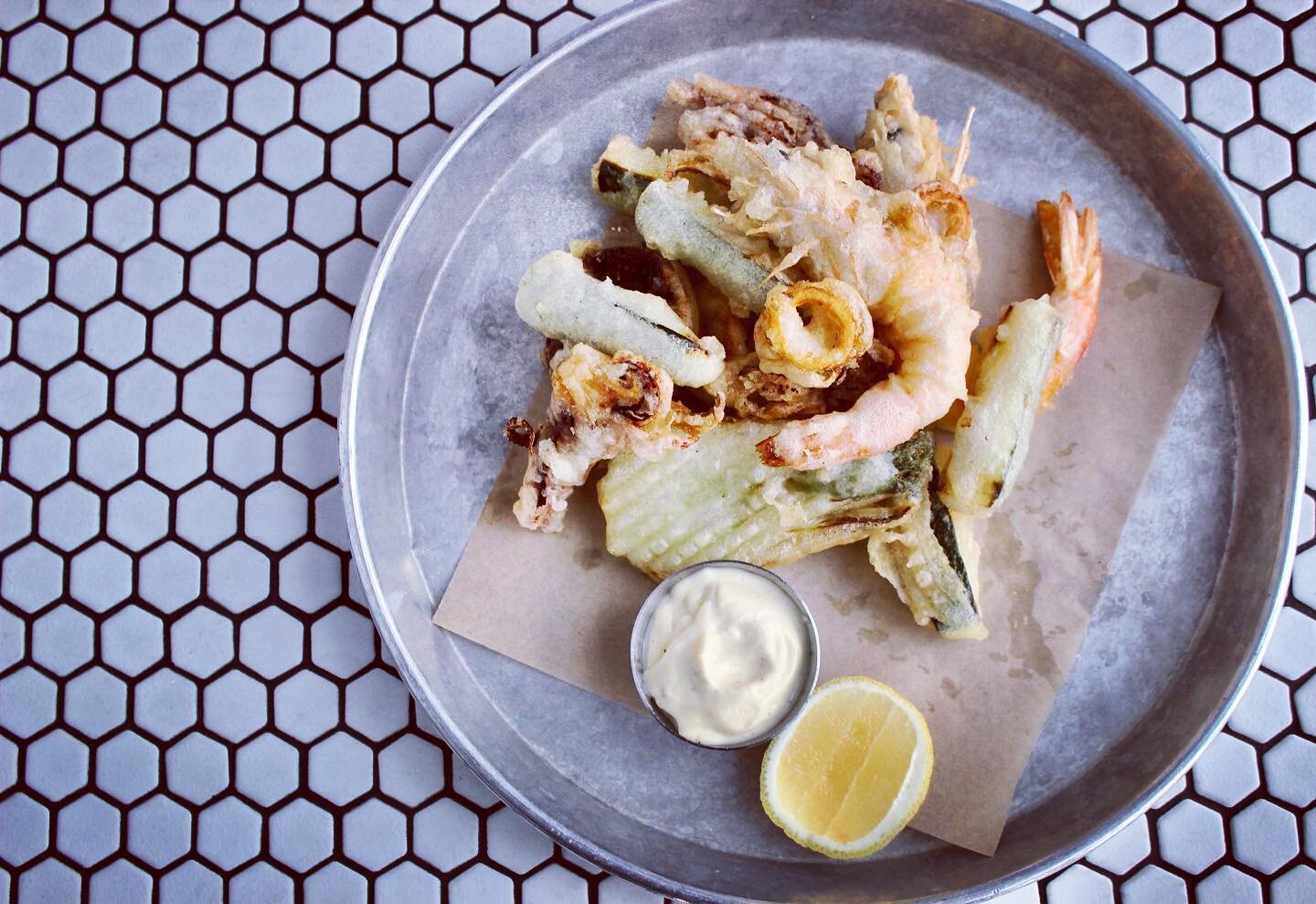 Fritto Misto menu addition this weekend! 

Head on Prawns &bull; Squid
Fennel &bull; Zucchini &bull; Aioli 

Starts tonight, and available until we run out.
*for al fresco dining only please*