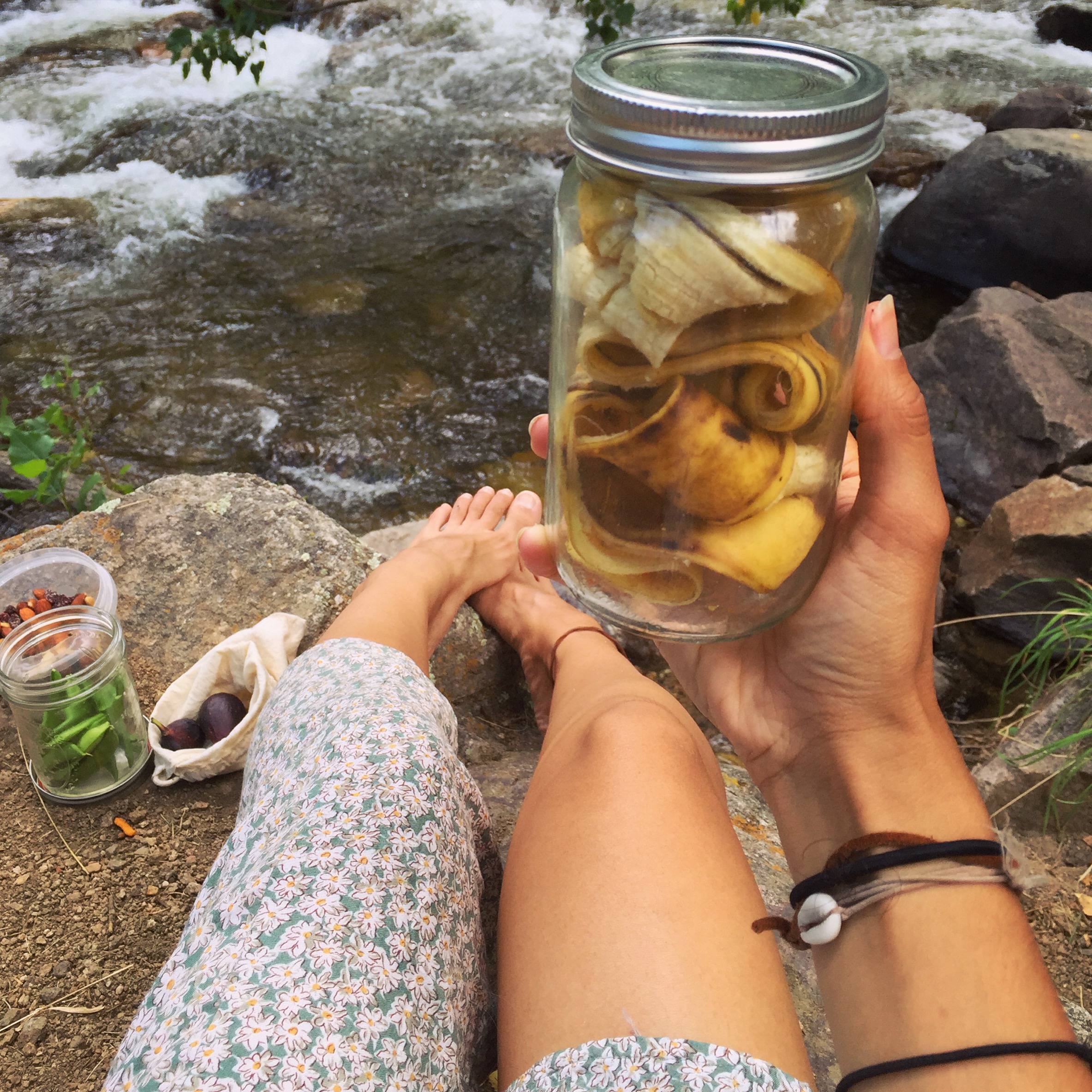 It is so much easier to bring your own cloth bags and jars for picnics. No throw away annoyances, it feels classier, and it looks way better. Make sure to compost any banana peels or food scraps after you're done! I bring a jar so I can bring it home to my freezer compost! 