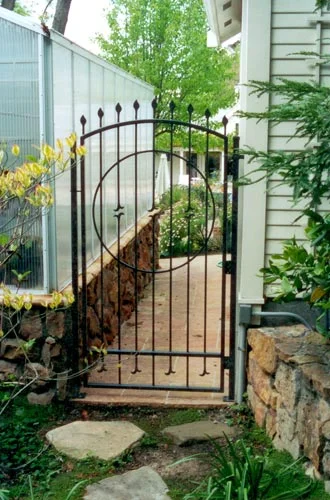 custom-side-gate.jpg