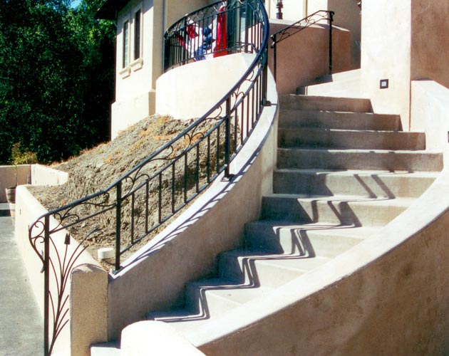 curved-entry-stair-rail.jpg