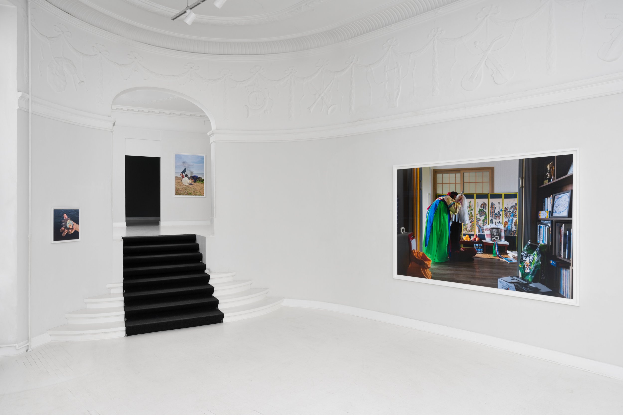  Exhibition view: Martin Asbæk Gallery, Copenhagen,  Halmang,  Jan. 12 - Feb 17, 2024. Photo: David Stjernholm 