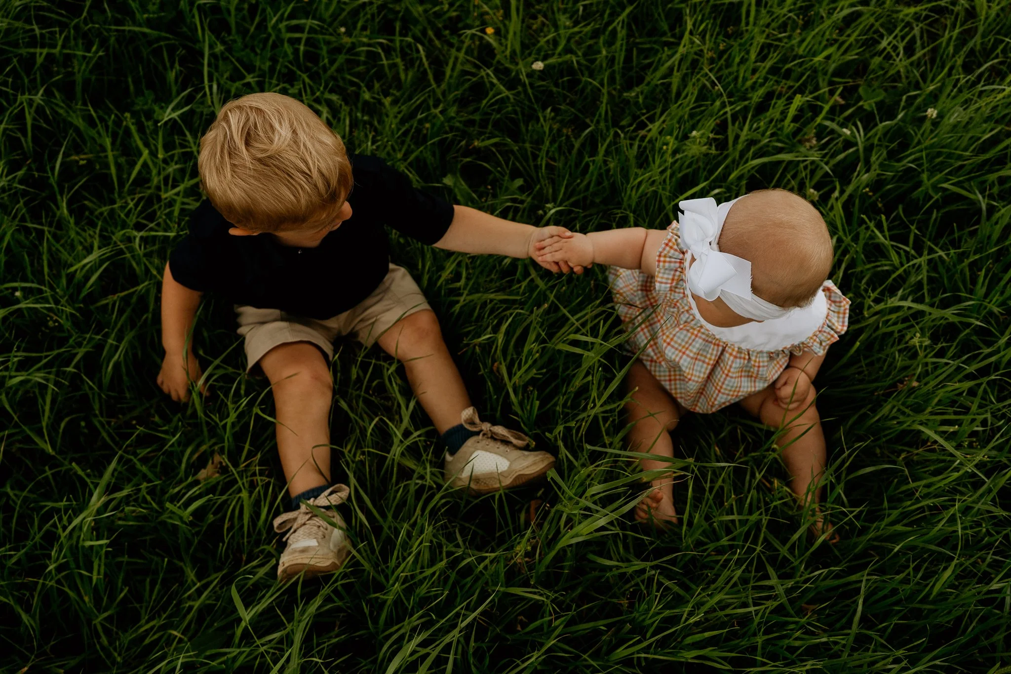 it asked me if I wanted to make a post for world health day... I think smiling always improves our health, right? so here's your smile for the day 🥰 I can't handle all the cuteness! 

#calliejophotography #cousins #familyphotographer #childhoodphoto