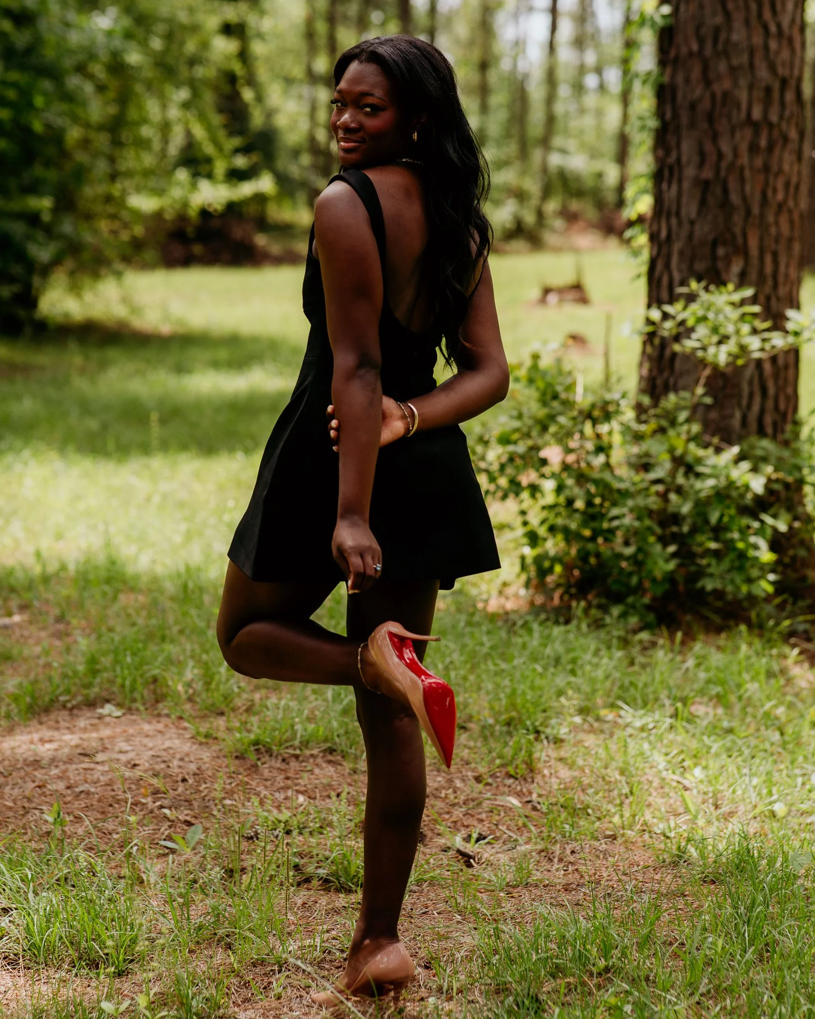 Didn't I just post it's all about the shoes?? No, but for real... #iykyk ❤️