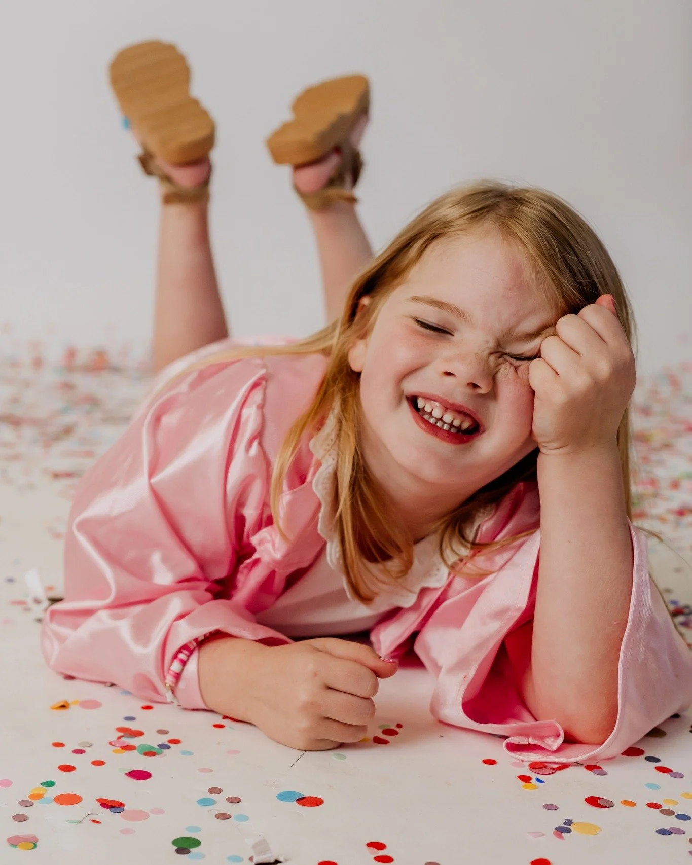 Graduation week got me like 🤪 do ya feel me?! So bittersweet, but trying to soak it all up! #calliejophotography #studiophotographer