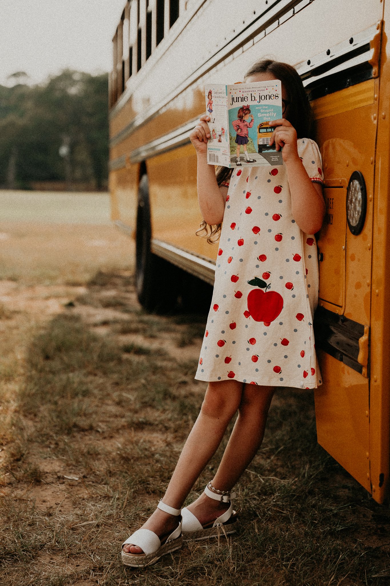 Callie-jo-photography-back-to-school-reader