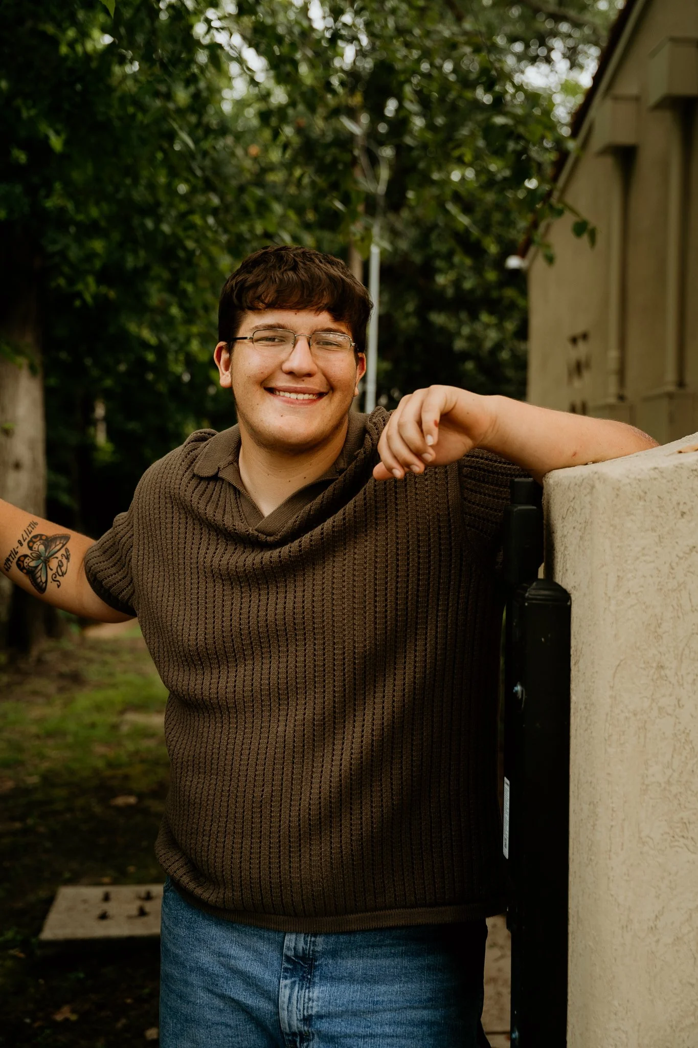 callie-jo-photography-senior-thrift-shoot-7.jpg