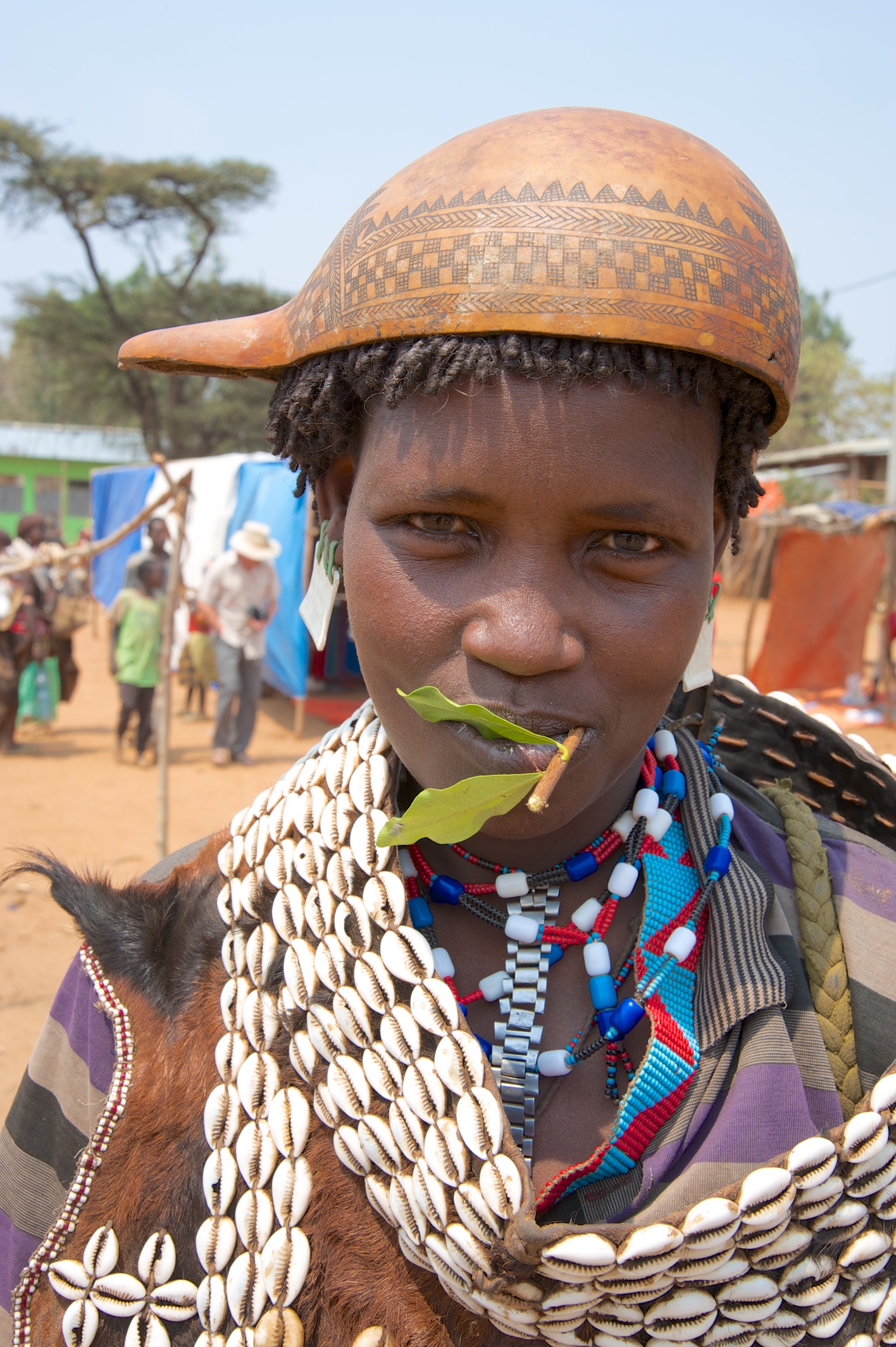  Woman at market, Key Afer 