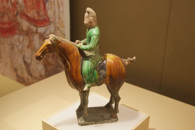 Horse & rider, Tang Dynasty Xi'an History Museum, Xi'an, 12 Jun 2015.jpg
