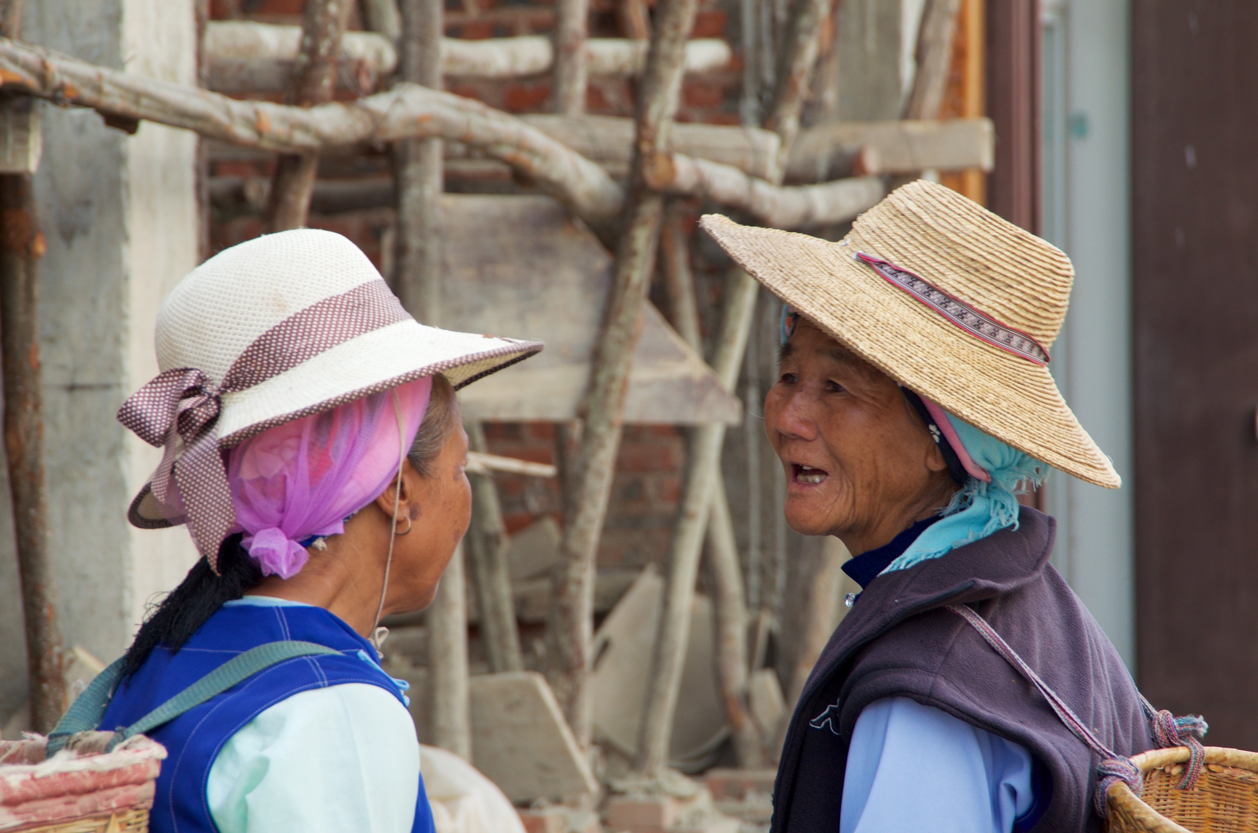  Ladies in market, Bai village, Dali 