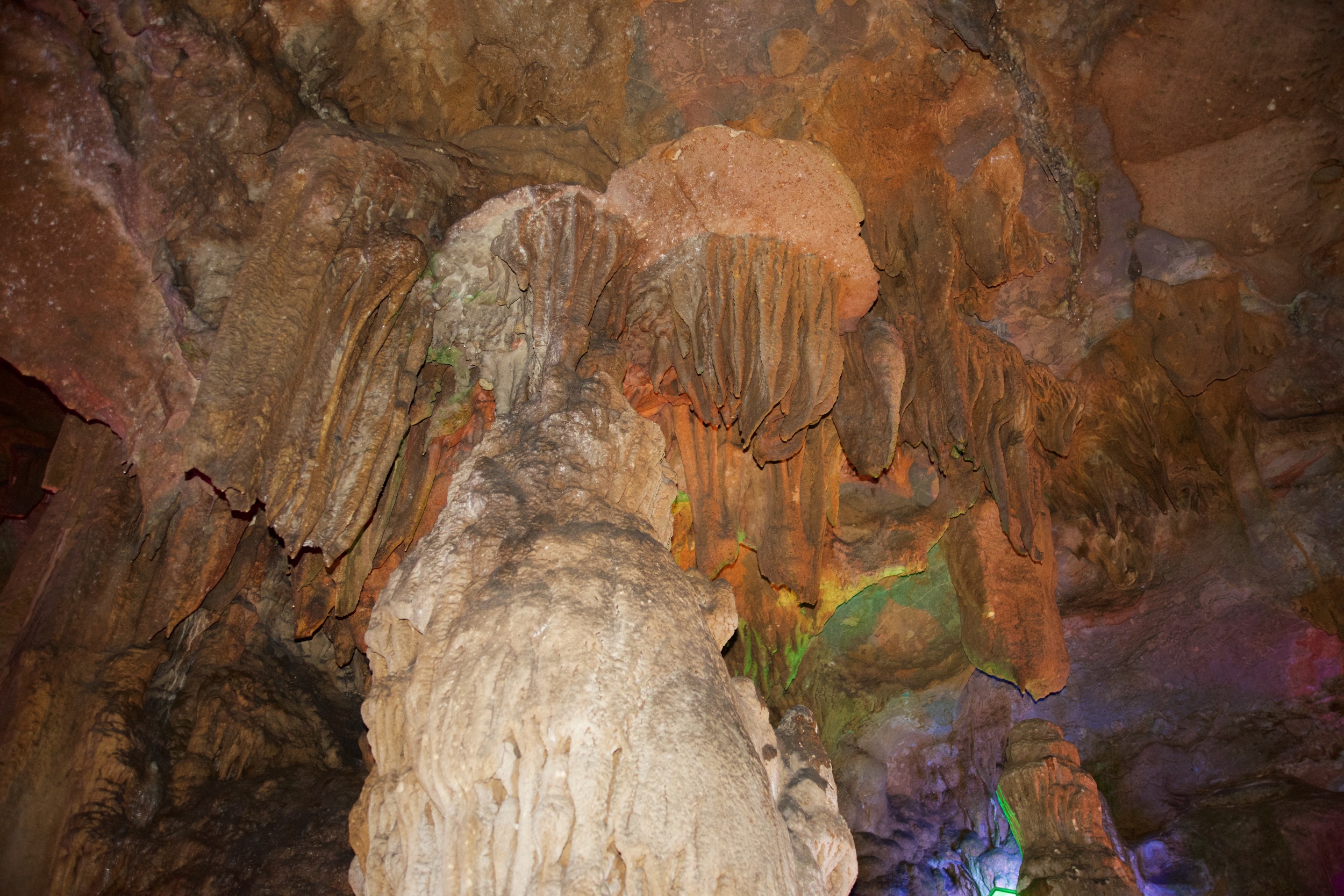  Golden Water Cave, Yangshuo 