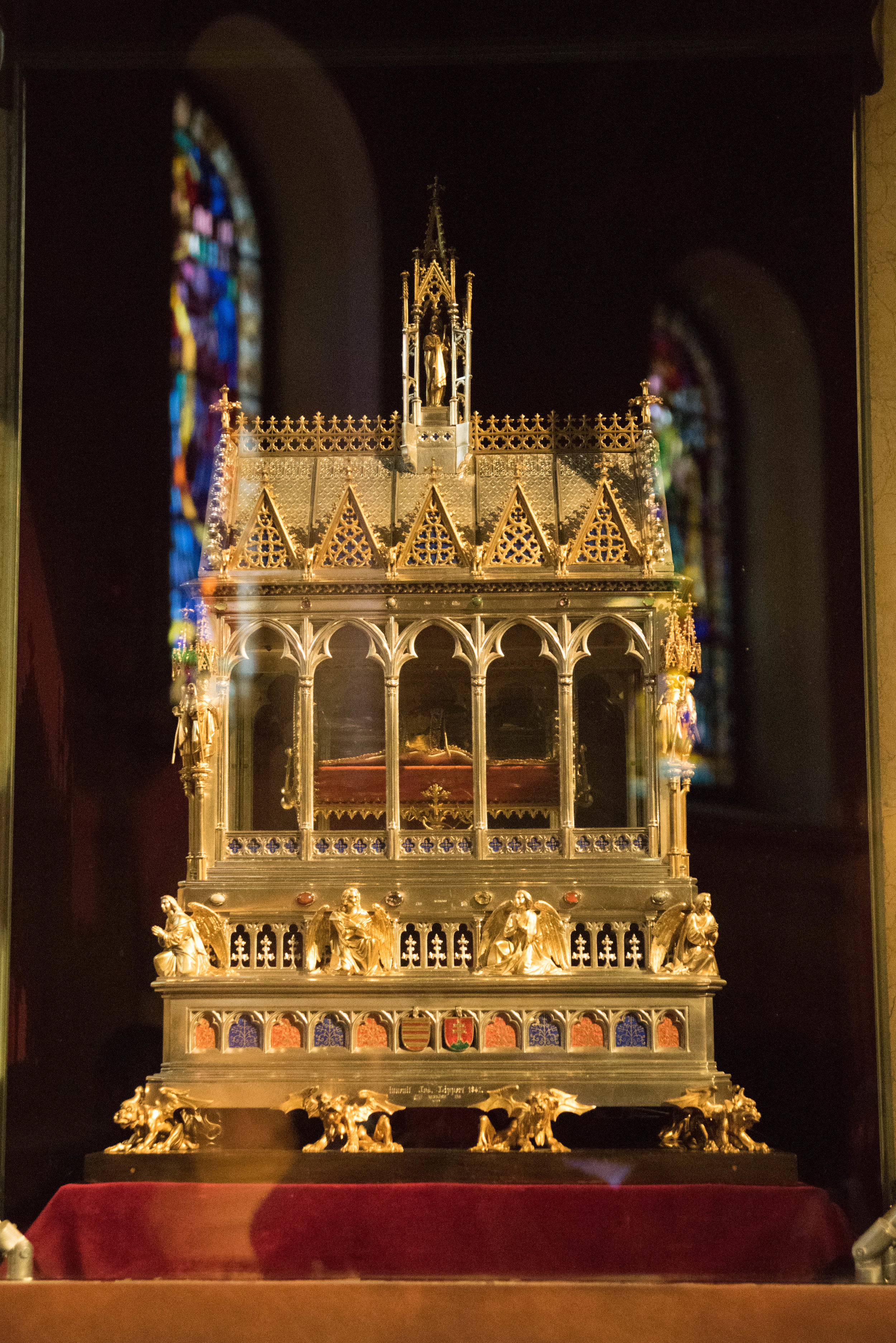 Mummified right hand of St Stephen, Bascilica of Saint Stephen, Budapest, Hungary