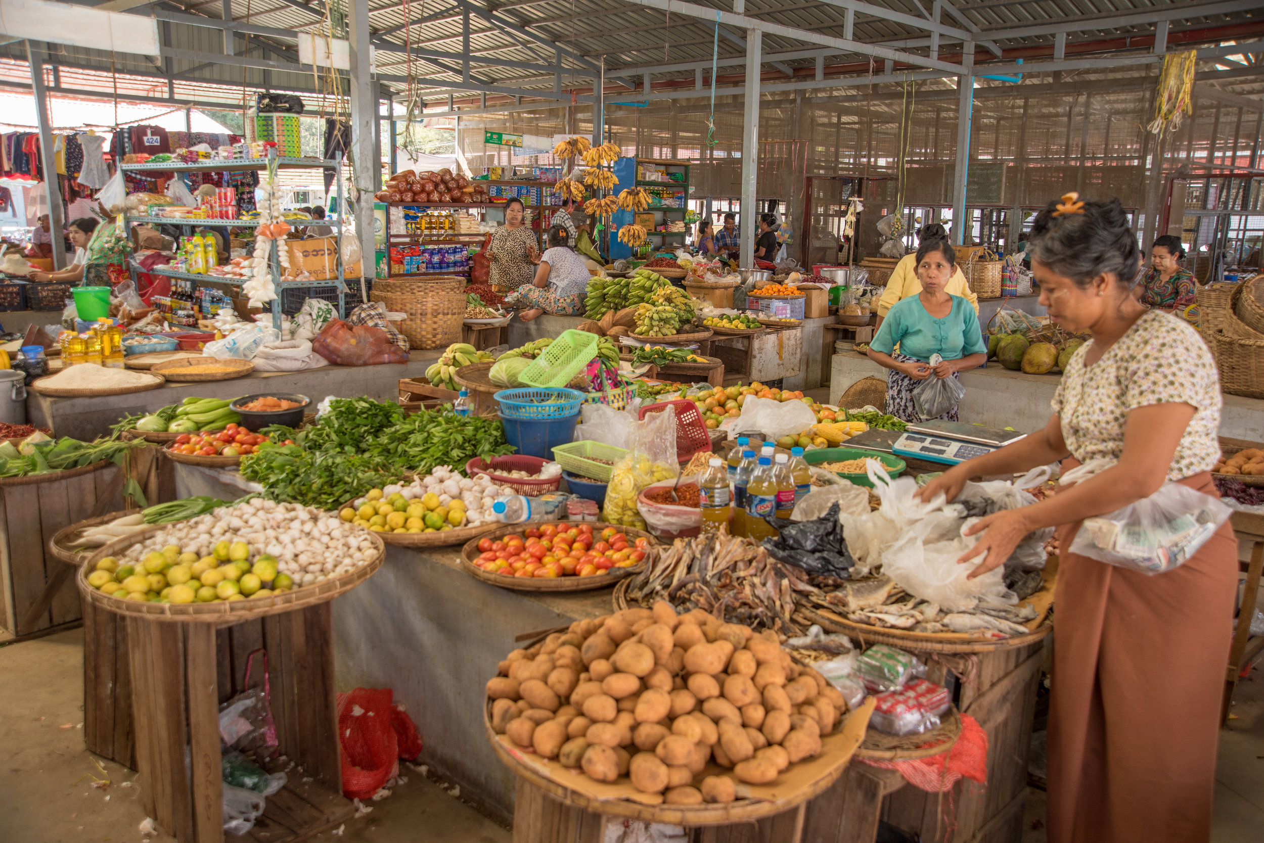 Farmer's Market, New Bagan, Myanmar