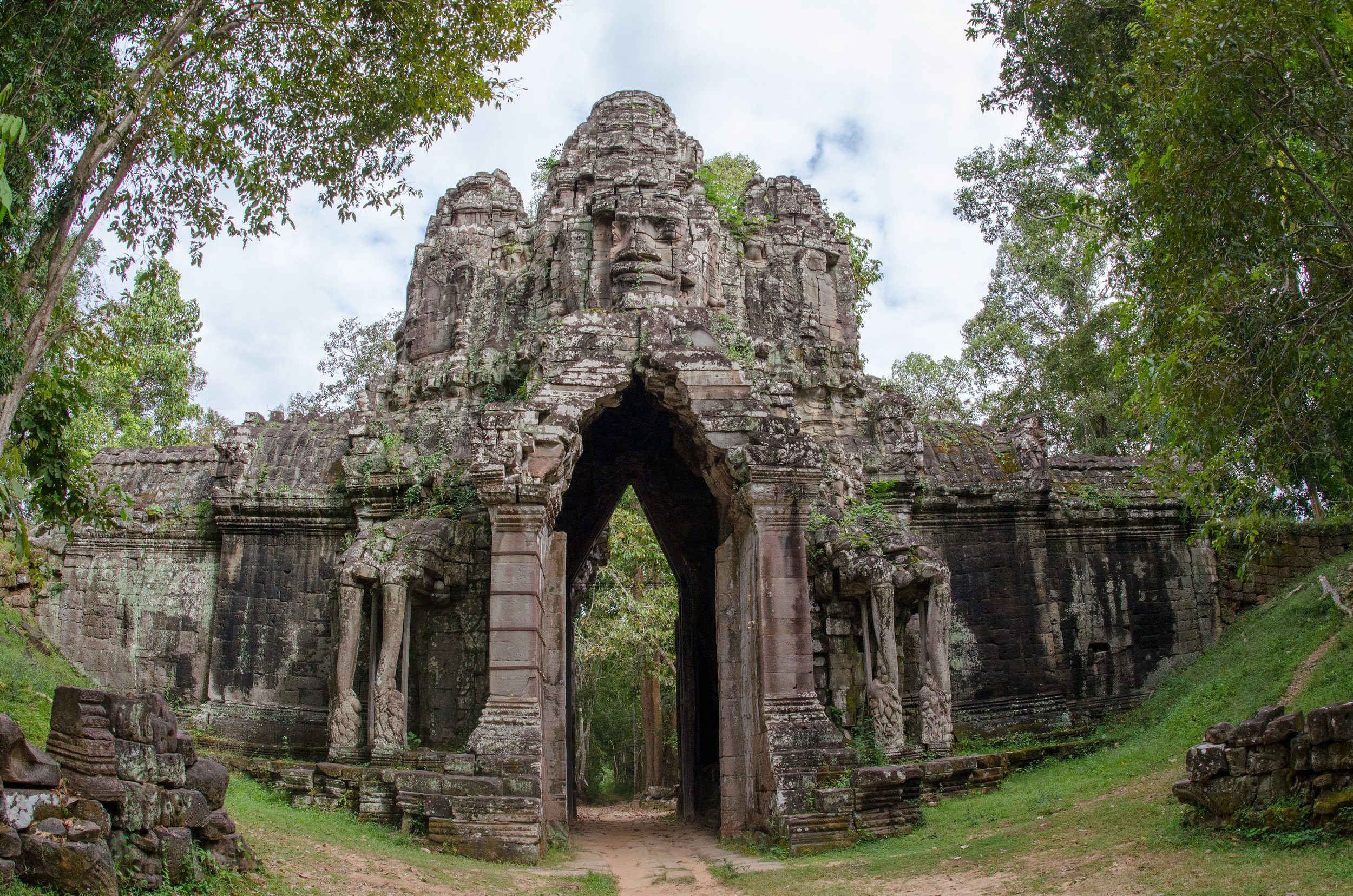 East Gate, Ankgor Thom Temple, Siem Reap, Cambodia