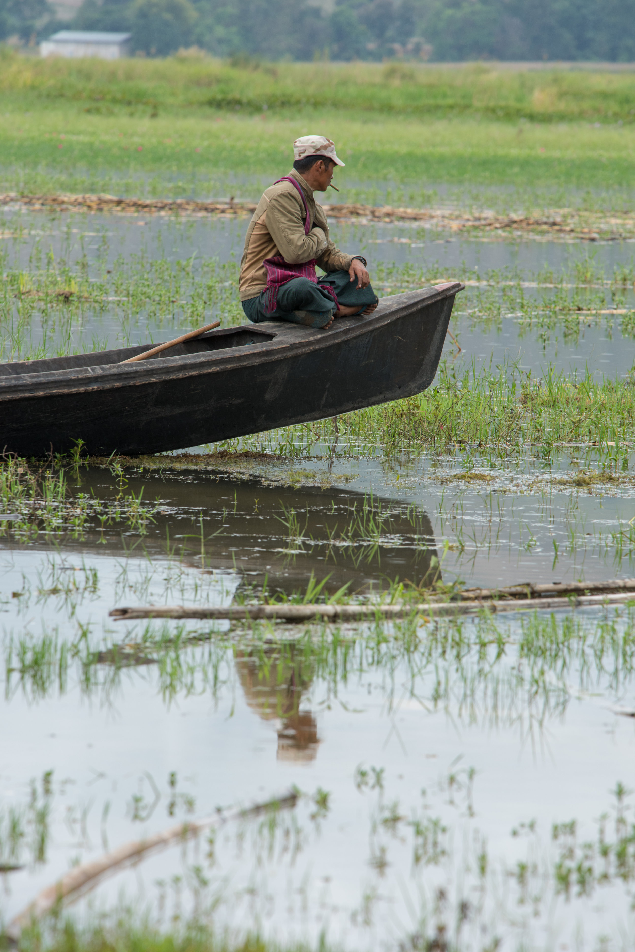 Boatman, Samkar, Inle Lake, Myanmar