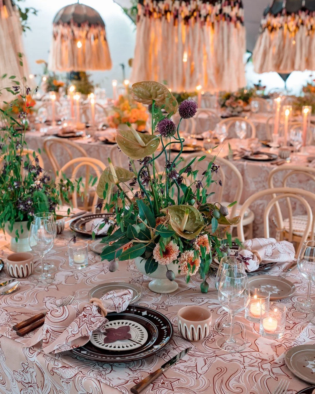 FROM FABRIC TO FINISH // It was a true privilege to help bring one of our favorite event planners&rsquo; wedding day to life in beautiful Puglia. The intricate pattern from the table linens was carried through to the place cards and menu design, each