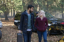 iZombie -- "Patriot Brains" -- Image Number: ZMB108A _0146 -- Pictured (L-R): Rahul Kohli as Dr. Ravi Chakrabarti and Rose McIver as Olivia "Liv" Moore -- Photo: Cate Cameron/The CW -- © 2015 The CW Network, LLC. All rights reserved.